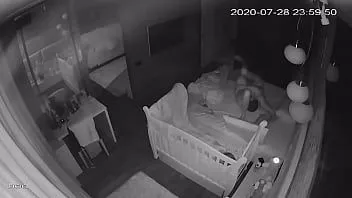 Oynat Bir güvenlik kamerasına yakalanmış saldırıya uğramış evde seks videosu. (bölüm 162)