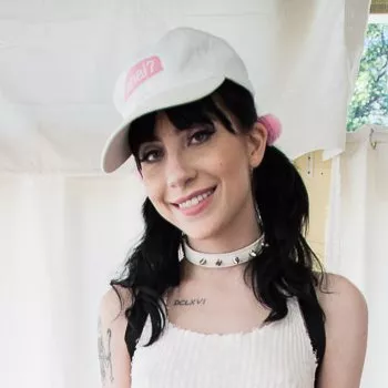 Pornostar Charlotte Sartre
